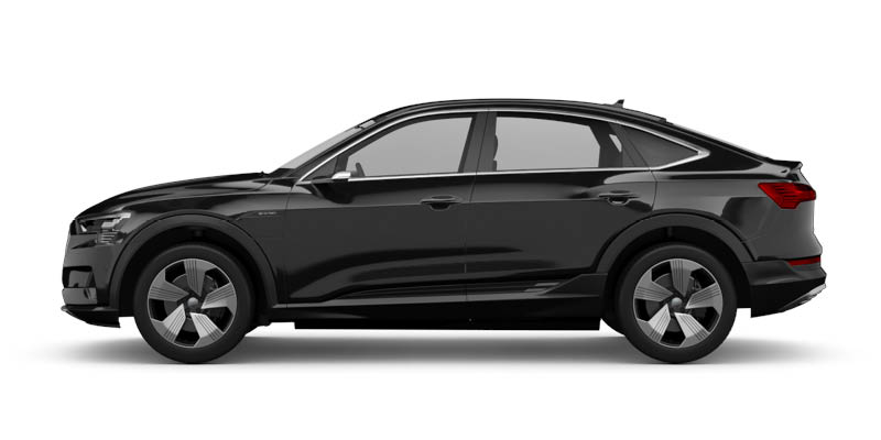 Seitliche Ansicht des Audi e-tron Sportback in schwarz