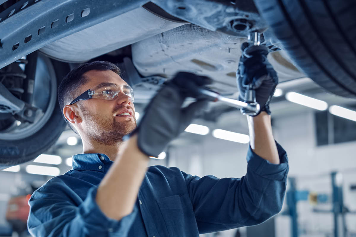 Kfz-Mechatroniker/-in (m/w/d)